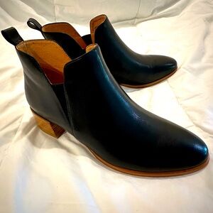 Bresley Leather Ankle Boots
